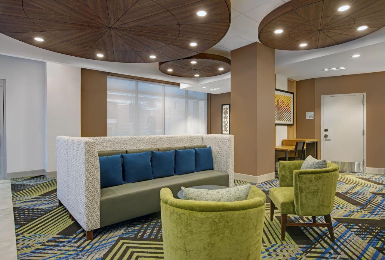 Holiday Inn Express - Milwaukee Downtown By Ihg Ngoại thất bức ảnh