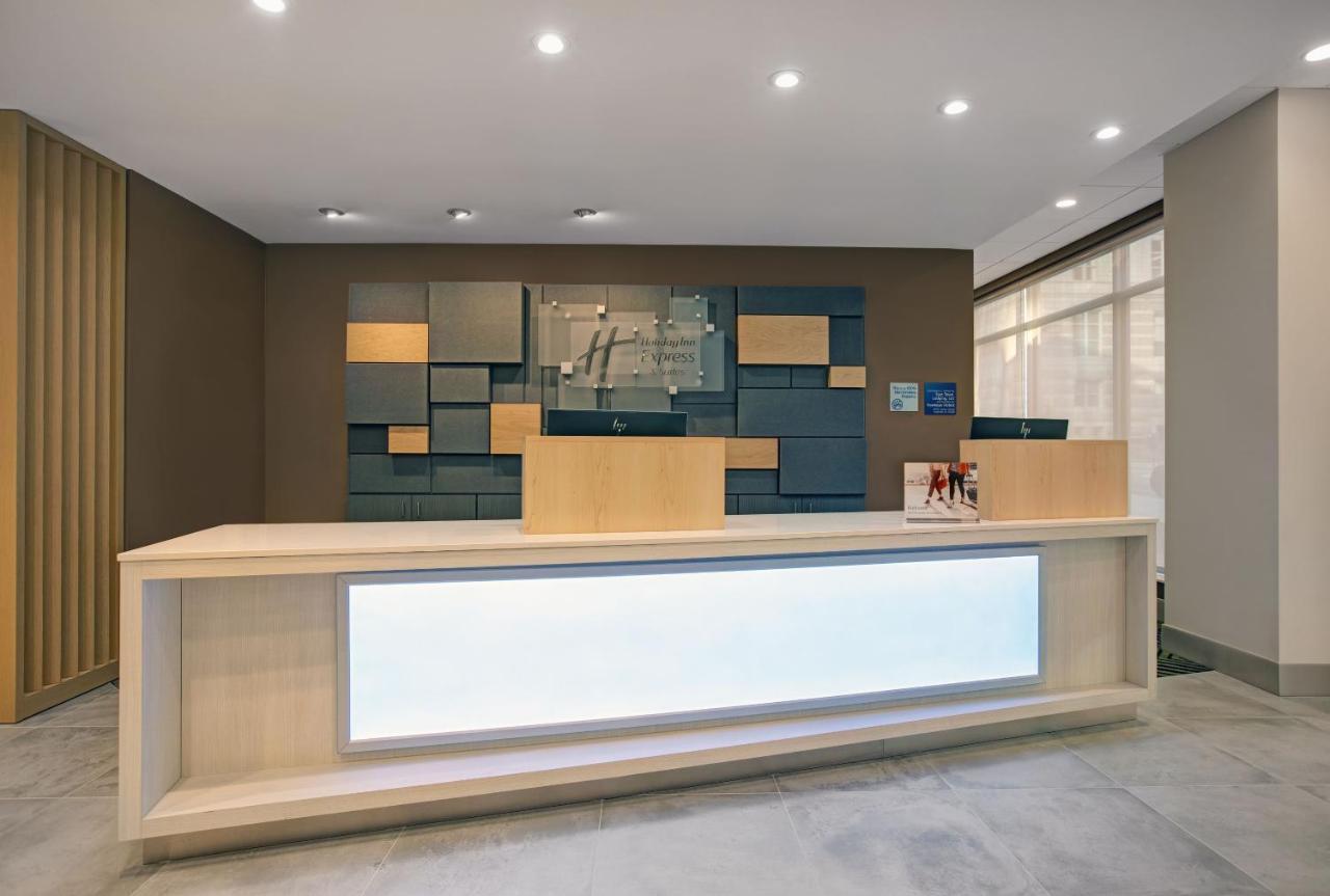 Holiday Inn Express - Milwaukee Downtown By Ihg Ngoại thất bức ảnh