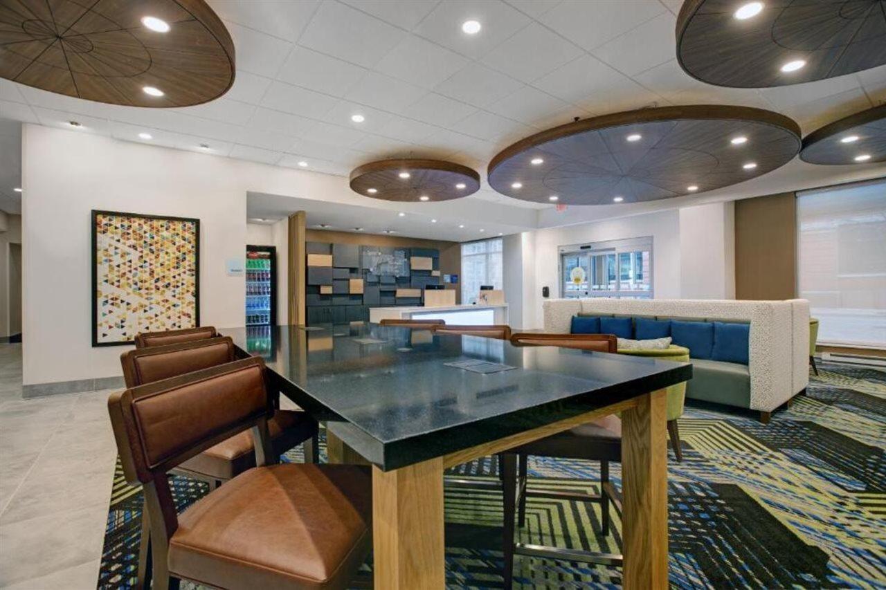 Holiday Inn Express - Milwaukee Downtown By Ihg Ngoại thất bức ảnh